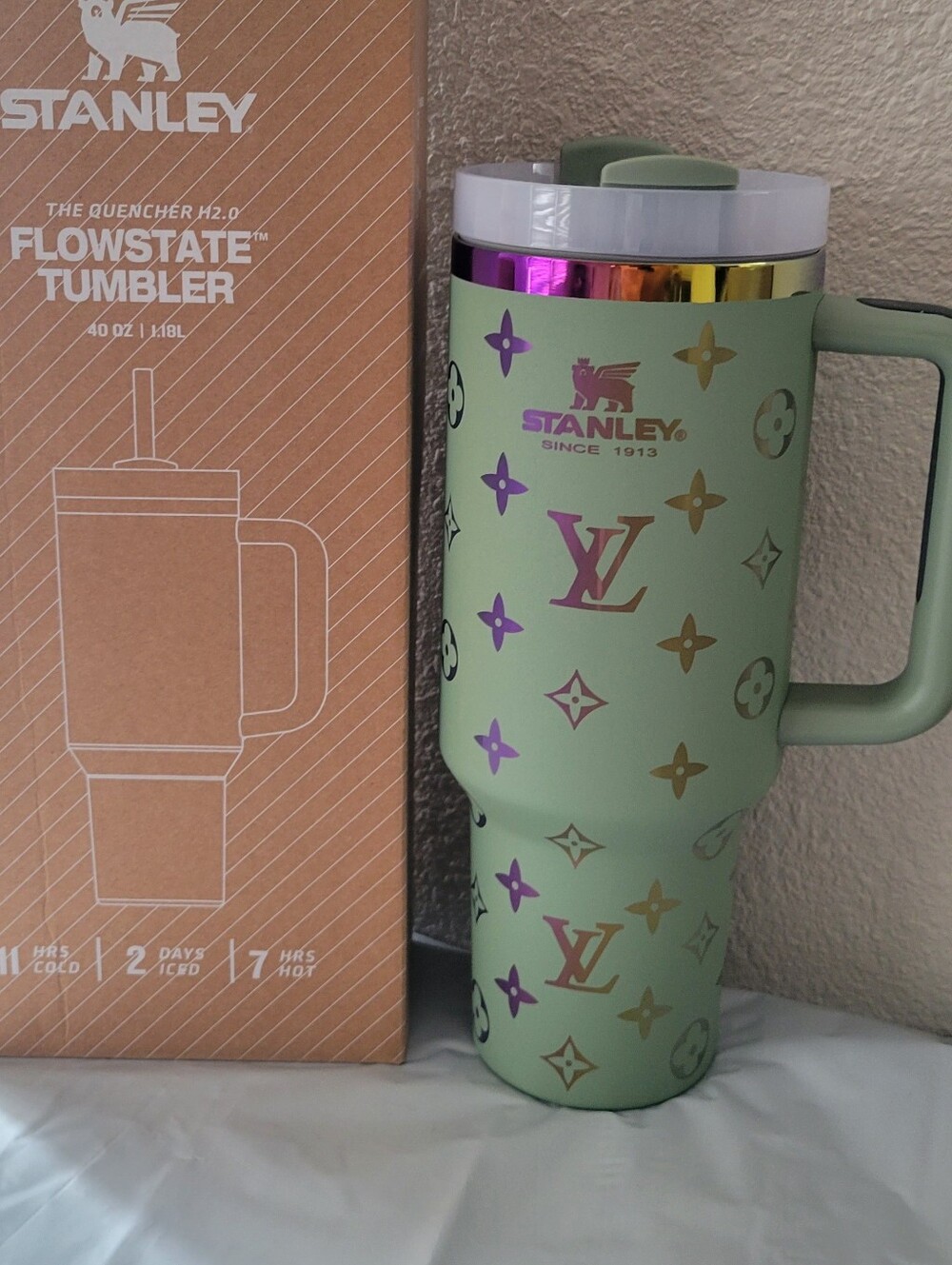 Insulated Tumbler Lid with Sage Green Handle